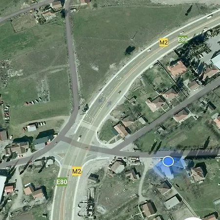 بيت شباب Aerodrom