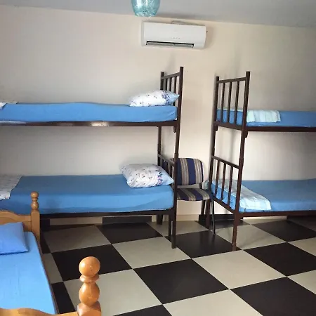 Aerodrom Hostel